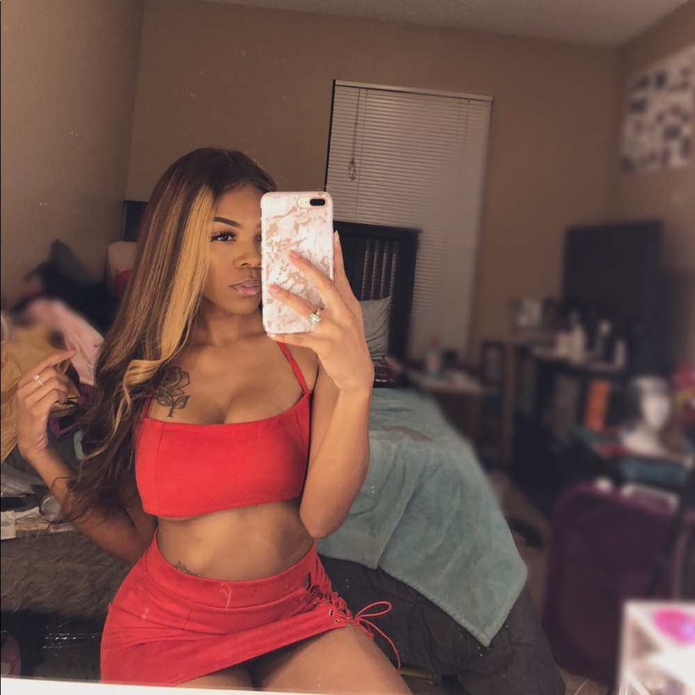 Two piece skirt set